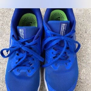 Nike Star Runner Kids Sneakers in Blue Youth Size 5 or Women’s 7